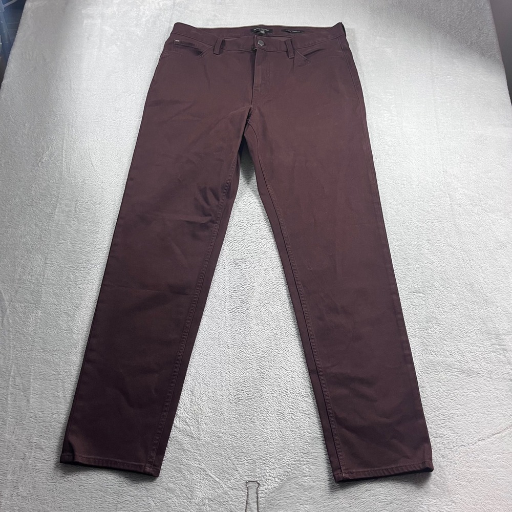 Banana Republic Traveler Athletic Tapered Fit Pants Mens 33x32 Burgundy Plum